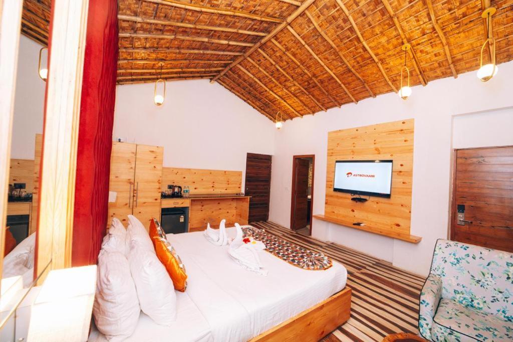רמנגר 5 Senses Corbett Richness Luxuries Resort ! Destination Wedding & Corporate Events מראה חיצוני תמונה
