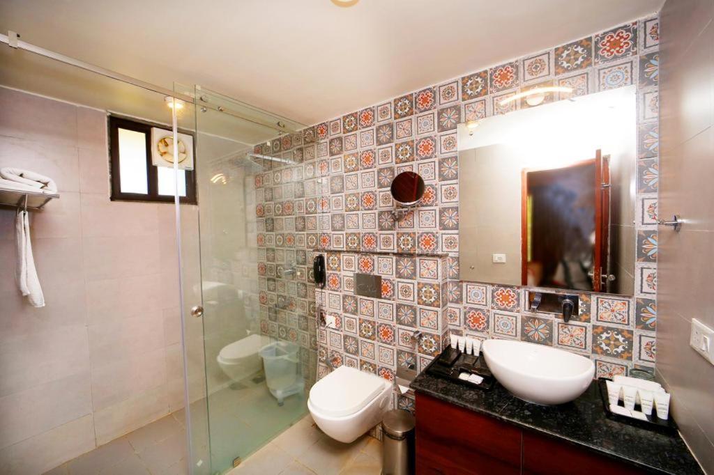 רמנגר 5 Senses Corbett Richness Luxuries Resort ! Destination Wedding & Corporate Events מראה חיצוני תמונה