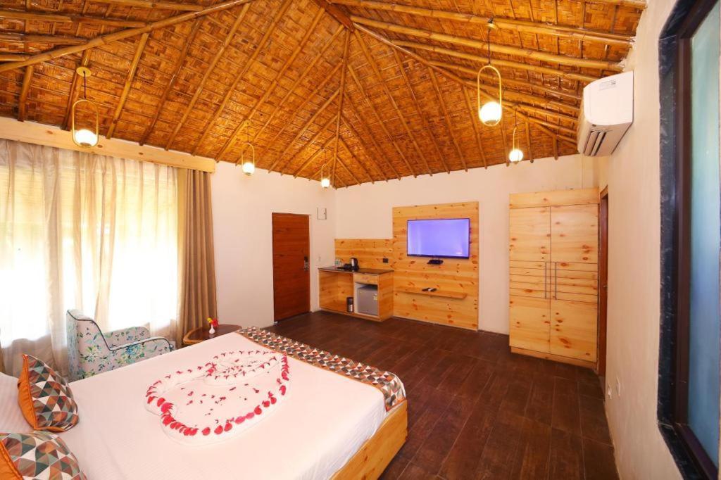 רמנגר 5 Senses Corbett Richness Luxuries Resort ! Destination Wedding & Corporate Events מראה חיצוני תמונה